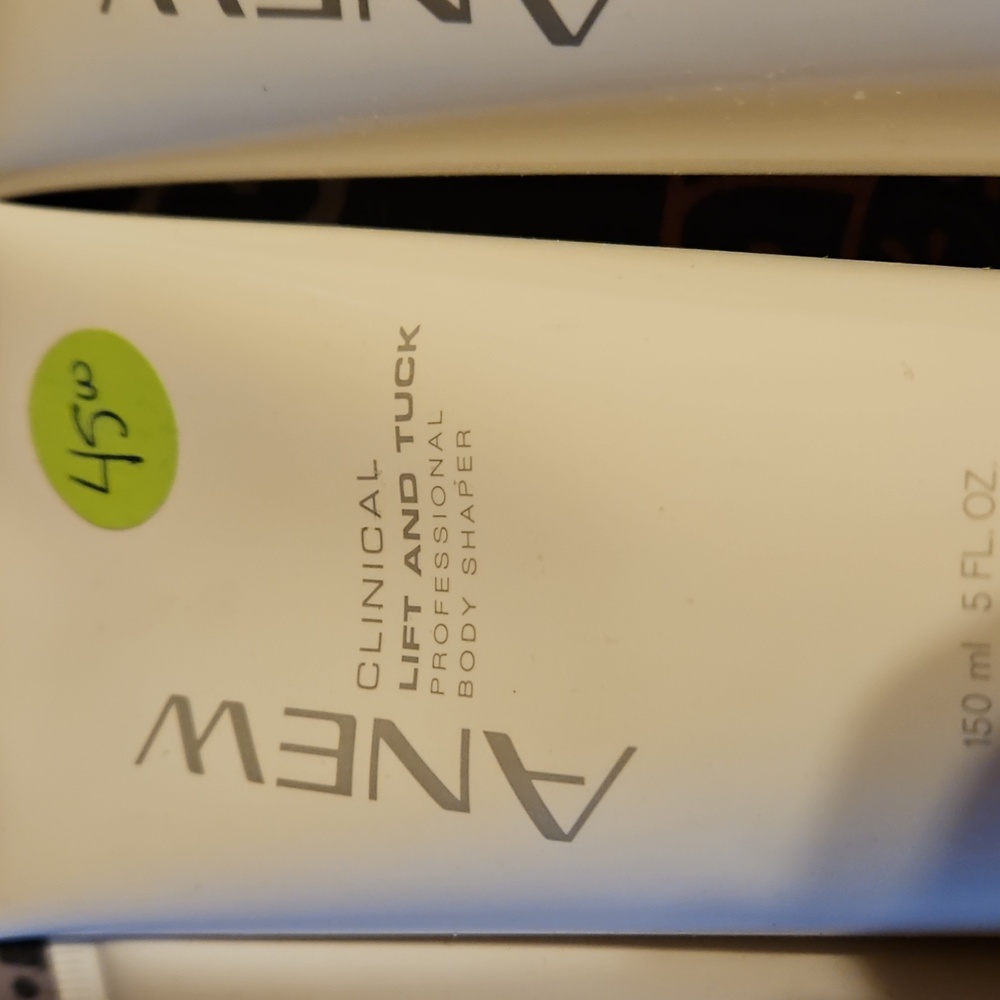 Avons Anew Clinical Lift And Tuck professional Body Shaper - Picture 10 of 14